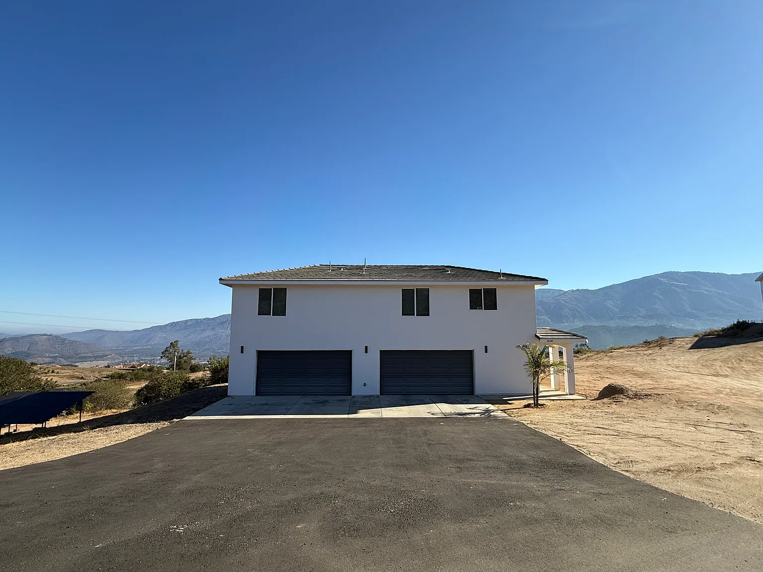 3 bed, 1200 sqft, $3,350 — Photo 1