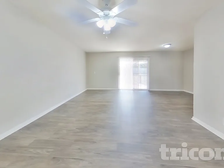 2803 N Dakota St — Photo 2