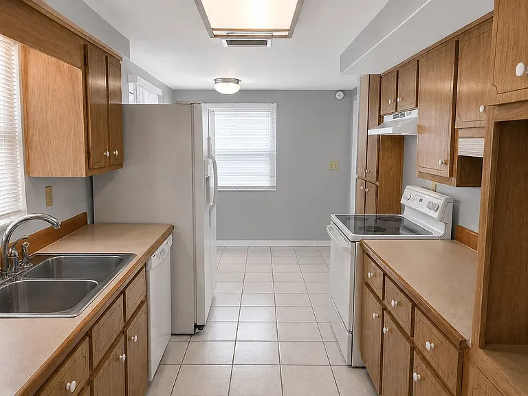 1254 Firecreek Ct — Photo 11