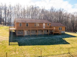 464 Hawknest Dr, Pennington Gap, VA 24277