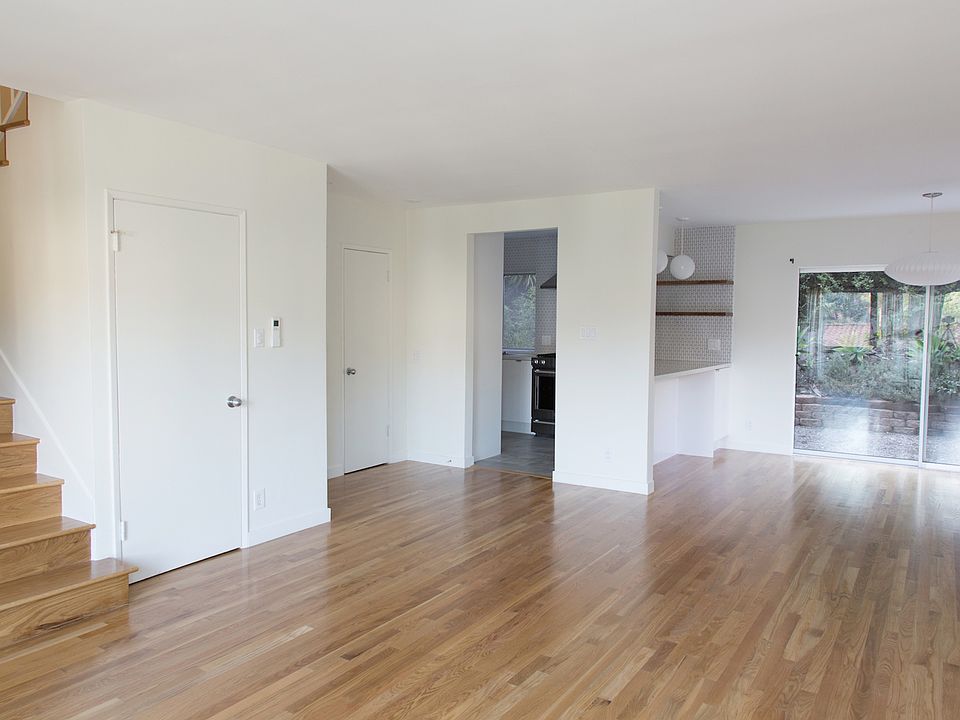 more photos on www.midcenturysilverlake.com