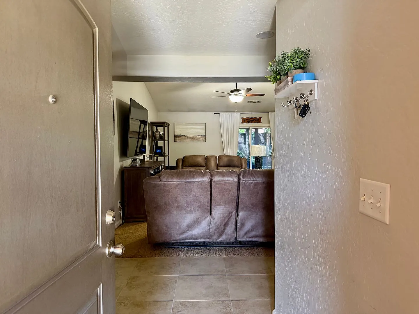 Wonderful 3 bed , 2 bath in Sunnyside Area — Photo 3