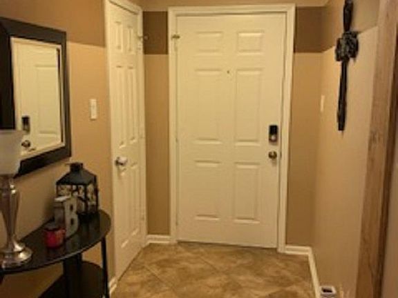 2nd image of 305 Shadow View Dr