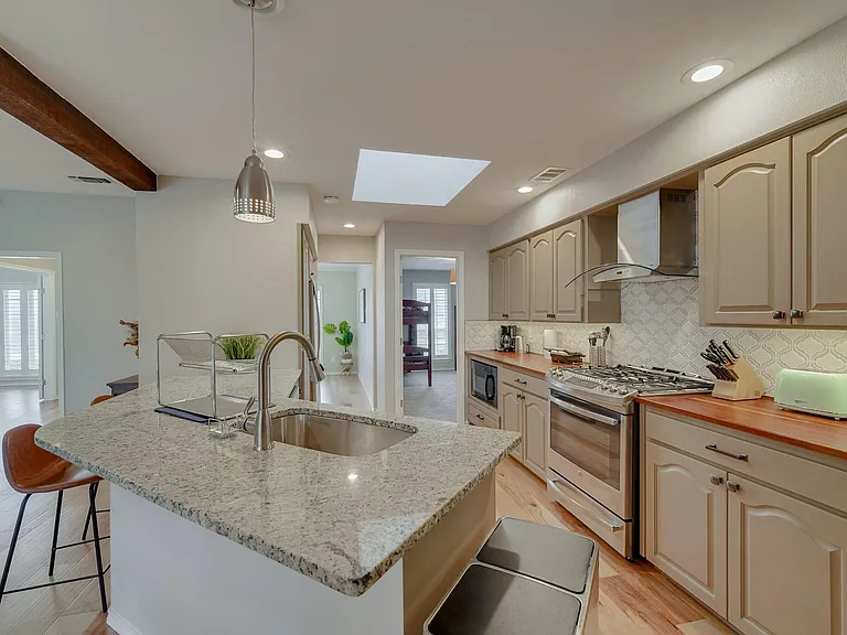 502 Stillmeadow Dr — Photo 13