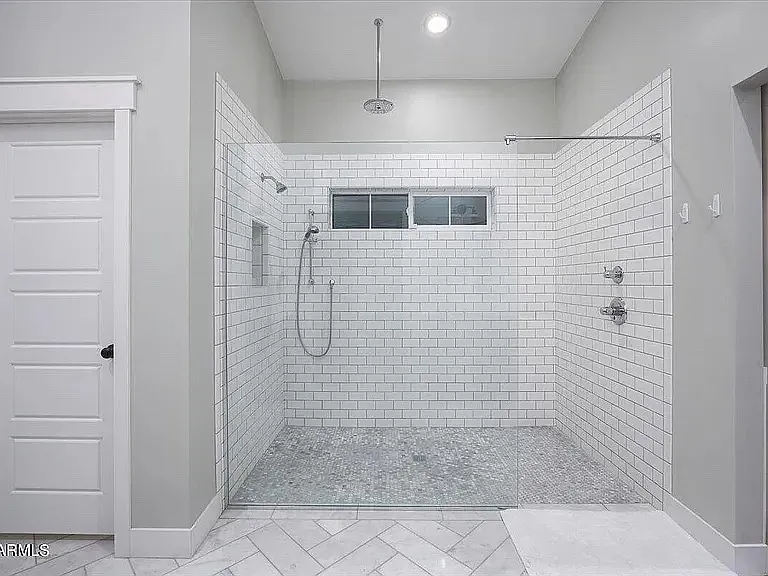4311 E Earll Dr — Photo 11