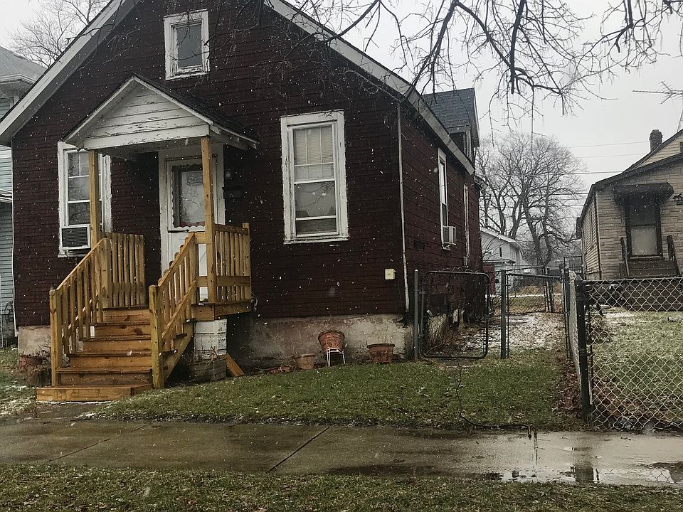 1st image of 643 Forsythe Ave