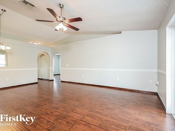 4th image of 3613 Stonefield Dr