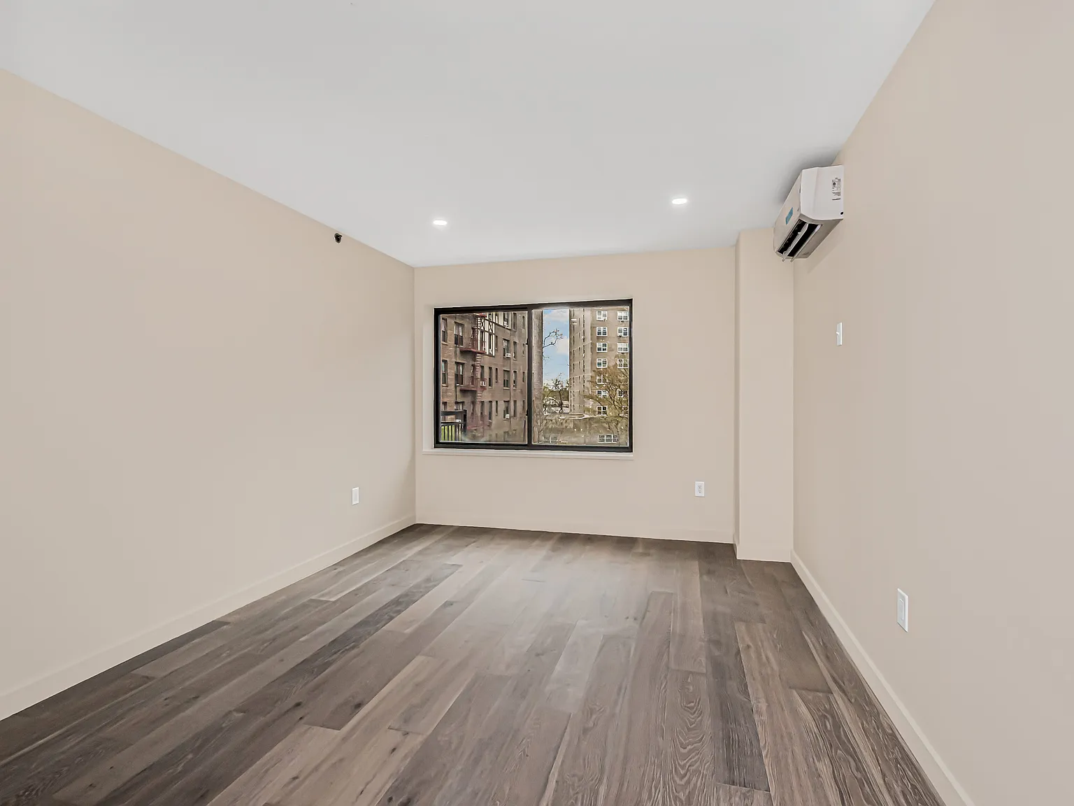 3641 Johnson Avenue — Photo 4
