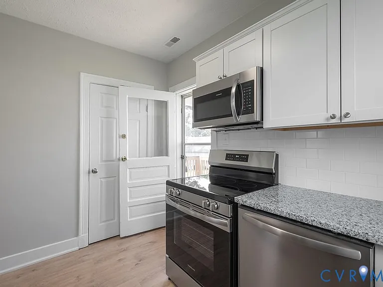5318 Bloomingdale Ave — Photo 12