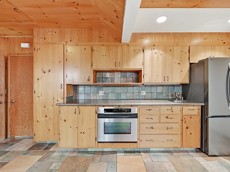20 Kent Pl — Photo 42