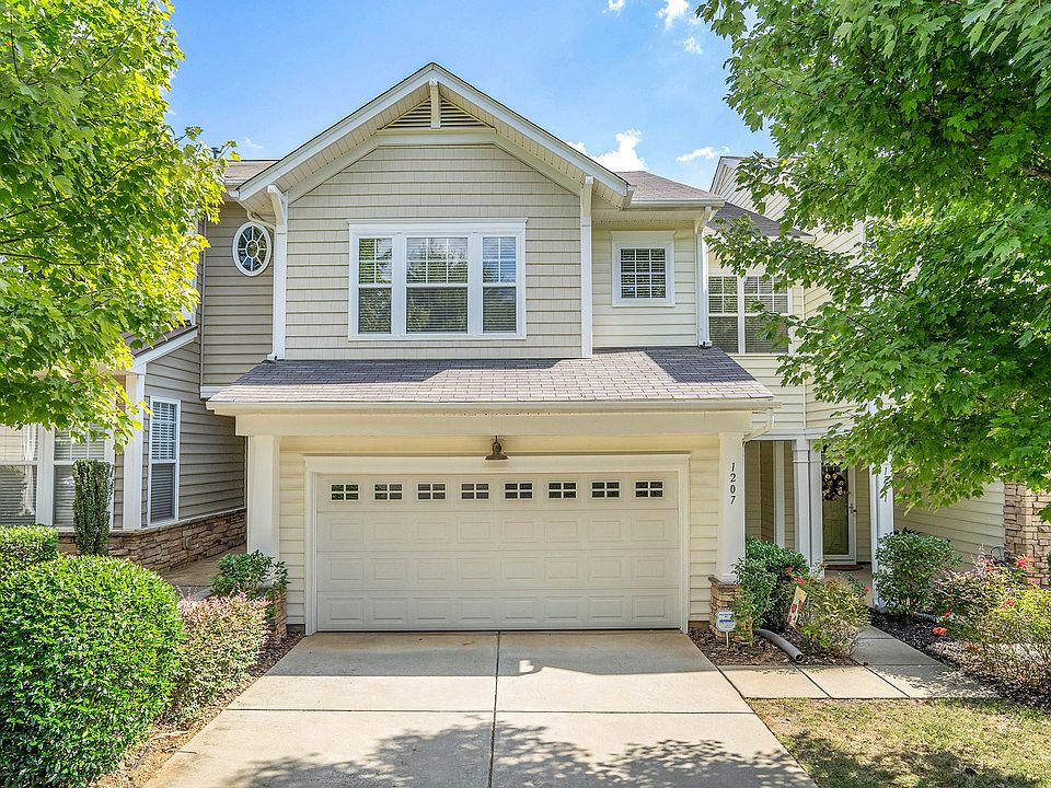 1st image of 1207 Crown Vista Dr