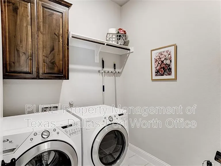 1612 Town Creek Cir — Photo 27