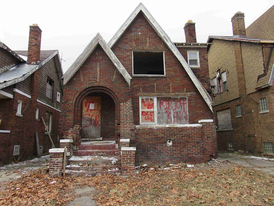 13985 Northlawn