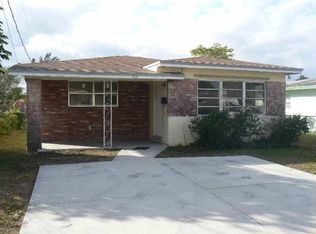 713 NW 9th Ct, Hallandale Beach, FL 33009