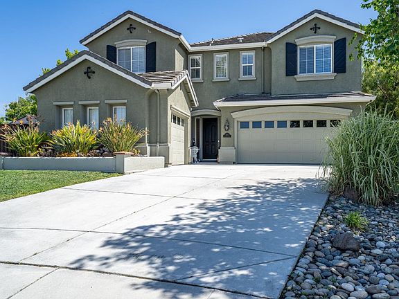 3rd image of 1501 Liberty Ct