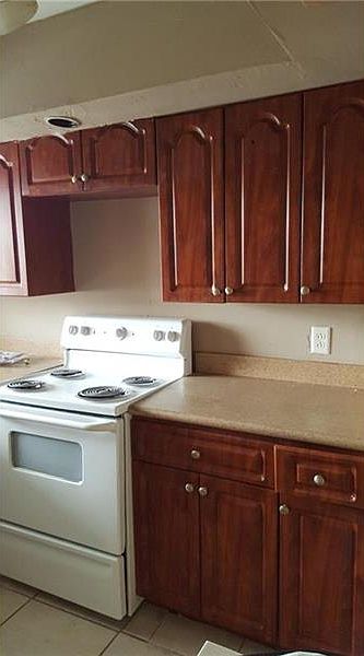 2nd image of 1701 NW 46th Ave #212