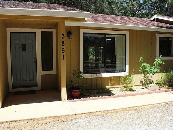 3rd image of 3851 Crosswood Dr