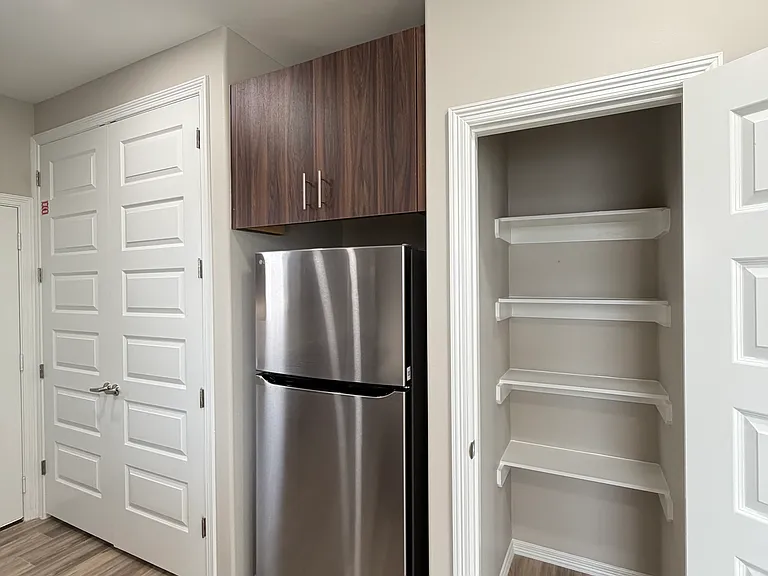 4000 Walnut Ave #1 — Photo 7