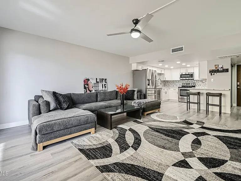 7940 E Camelback Rd #102 — Photo 3