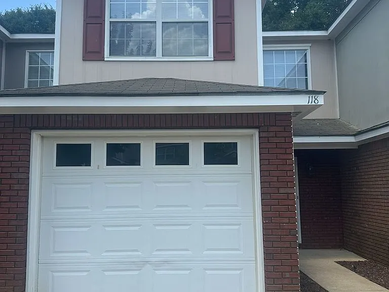 118 S Springview Dr — Photo 1