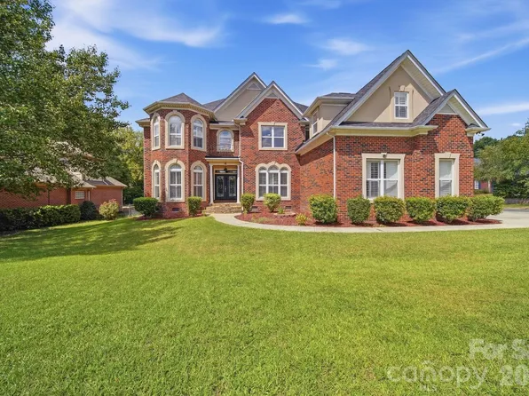 200 Thompson Ct, Indian Trail, NC 28079