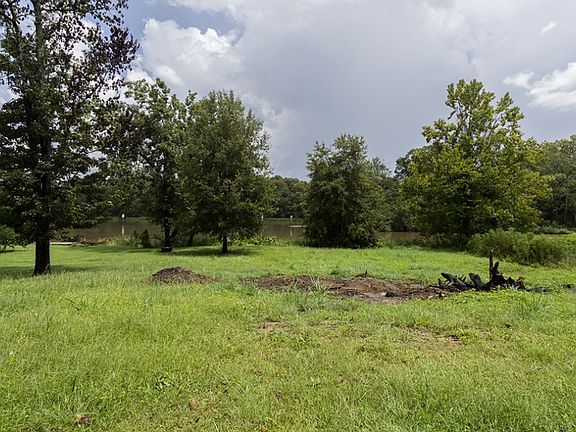 2nd image of 14398 Bayou Terrace Dr