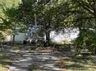 17583 Chesterfield Ln, Phillipsburg, MO 65722