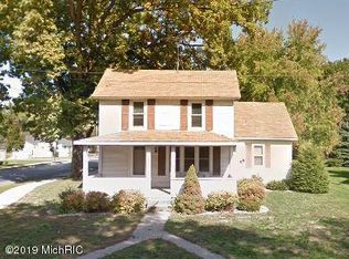 537 W Clinton St, Hastings, MI