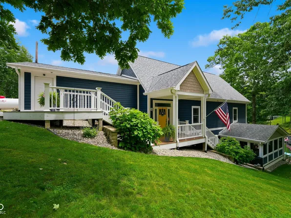 7433 Hummingbird Dr, Nineveh, IN 46164