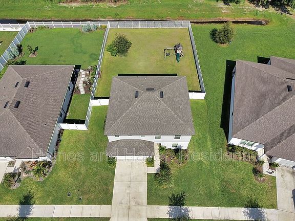 3rd image of 1042 Michelangelo Ln