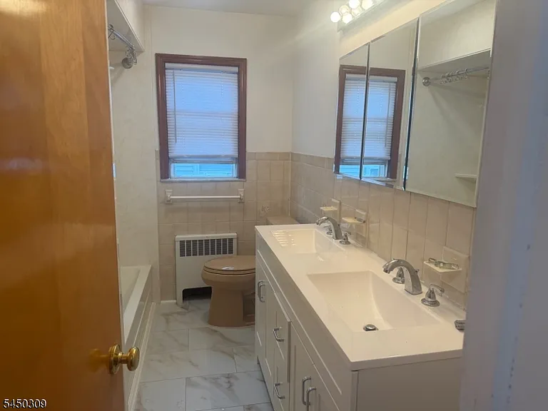 43 Oakwood Ave #1 — Photo 4