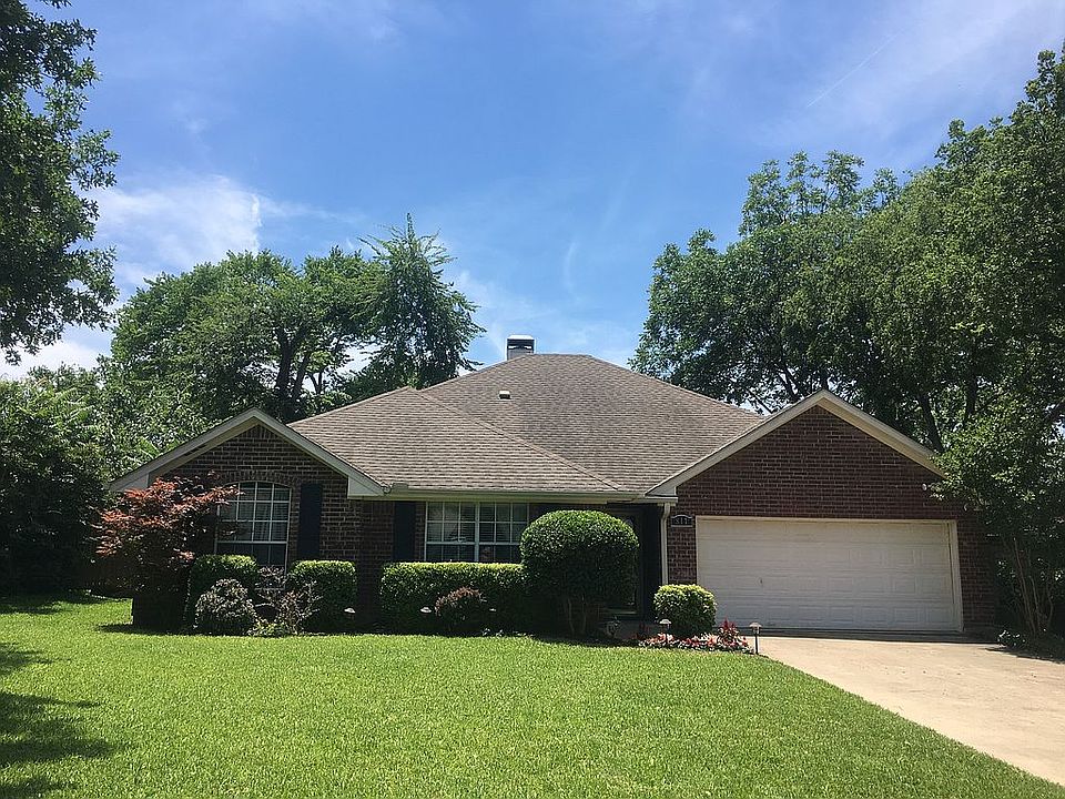 1st image of 811 Scottsdale Dr
