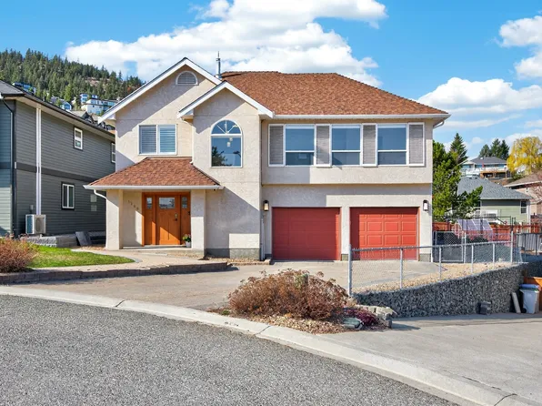 1668 Iskut Pl, Kamloops, BC V2E 2M4