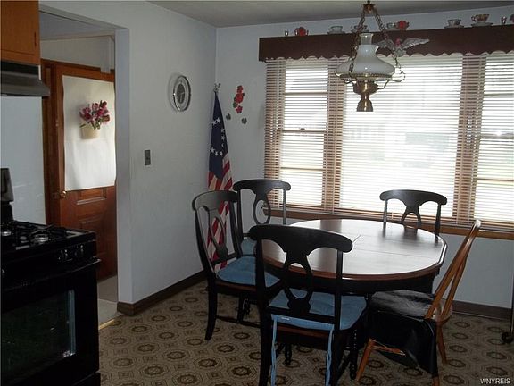 5th image of 86 Cathedral Ln