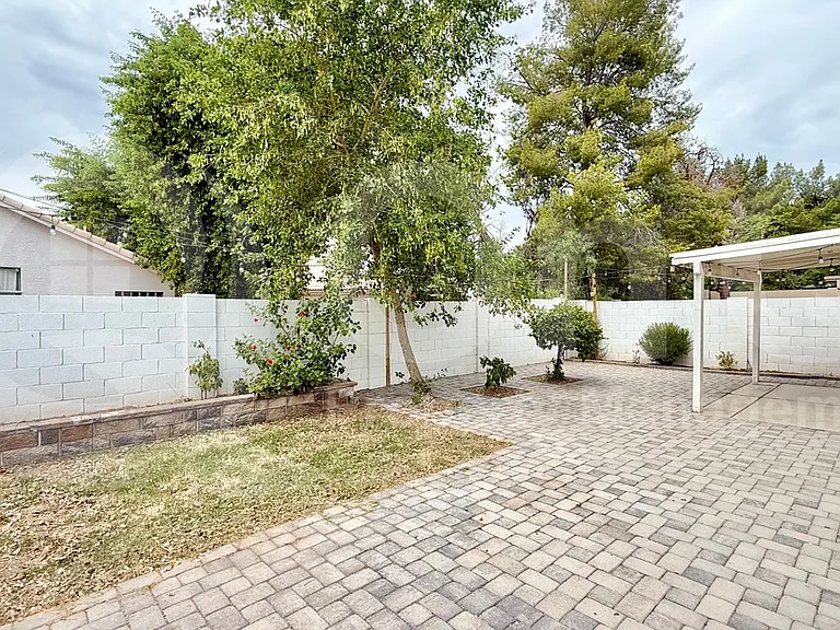 157 W Moore Ave — Photo 19