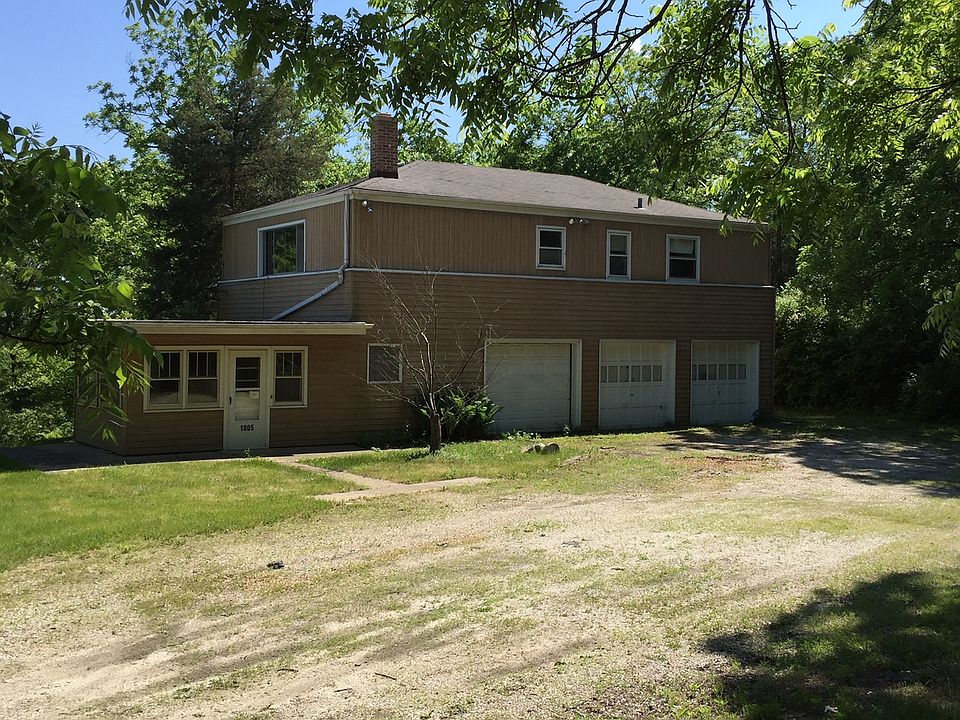 2nd image of 1001 Cherry Valley Rd