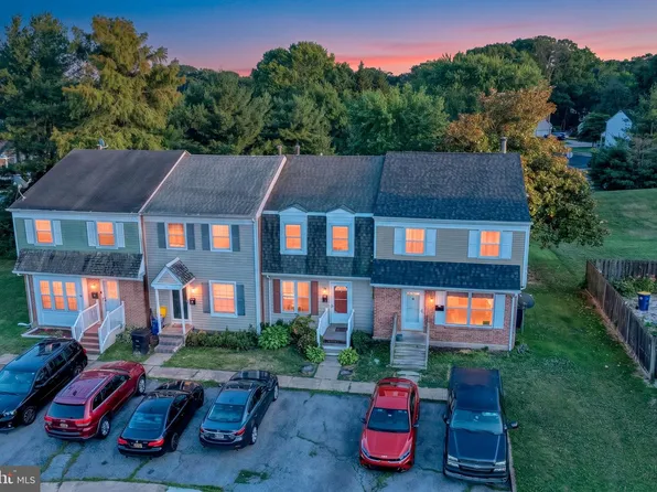 6 Heritage Dr, Dover, DE 19904