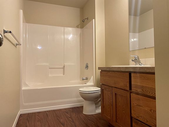 5th image of 475 N Elliott Ave #5