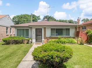 6209 N Caldwell Ave, Chicago, IL 60646