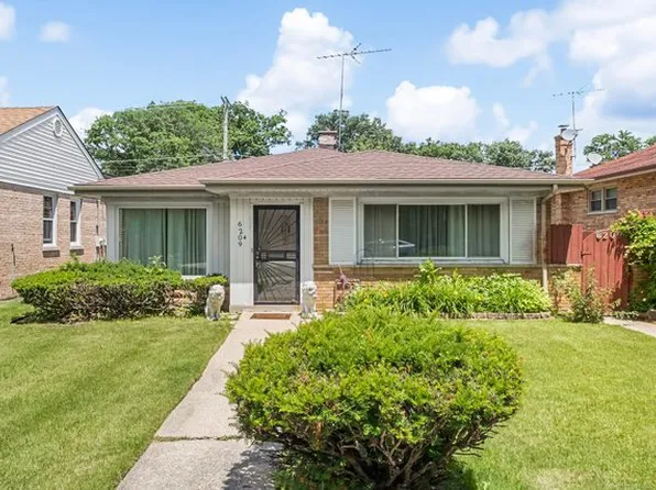 6209 N Caldwell Ave, Chicago, IL 60646