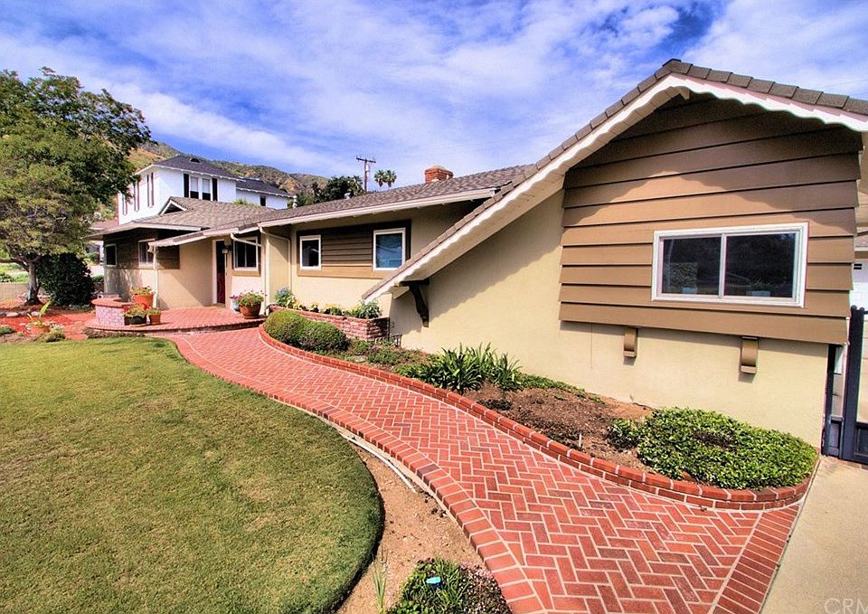 1st image of 734 Rainbow Dr