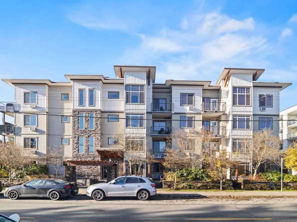11887 Burnett St #301, Maple Ridge, BC V2X 6P6