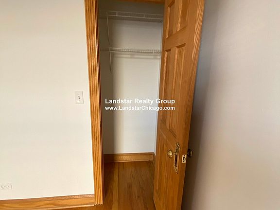 5th image of 4344 N Winchester Ave APT 1W