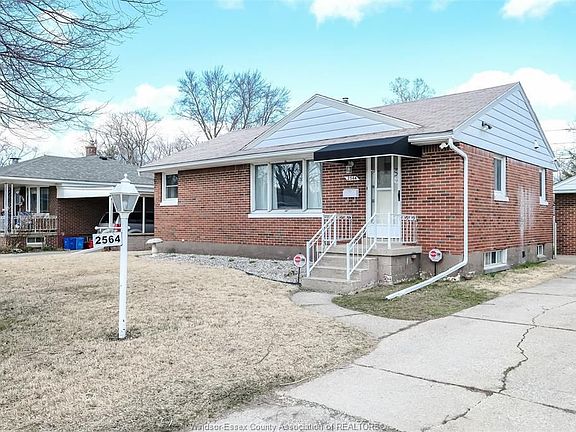 2nd image of 2564 Askin Ave