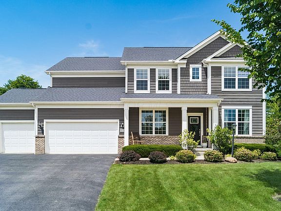 3rd image of 6409 Brookview Manor Dr