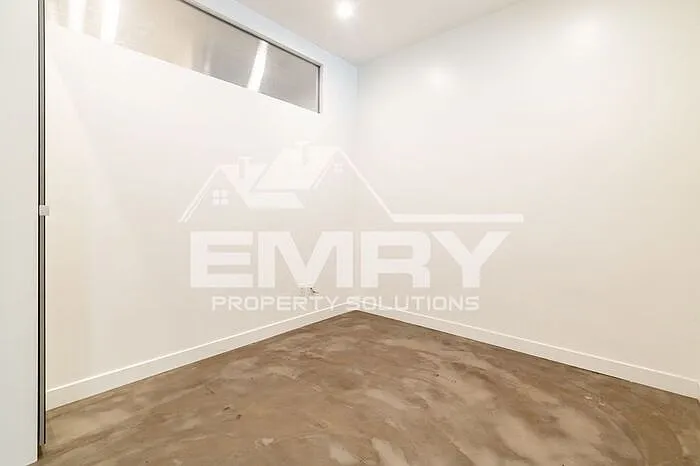 5655 E Beverly Blvd — Photo 11