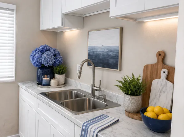 lb0767 (RUBS) (Imp.), 767 E Sunrise Blvd APT 14, Long Beach, CA 90806