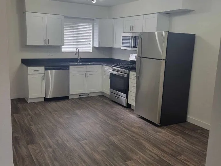 1765 W 400 N — Photo 1