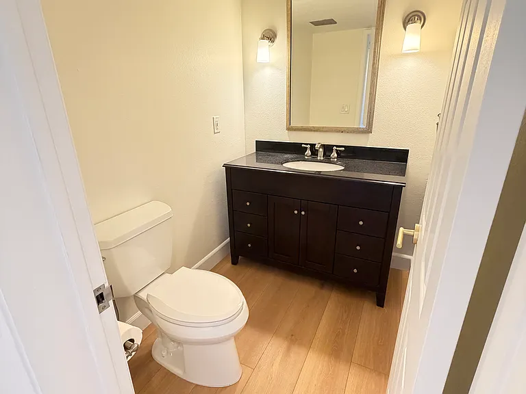 5701 Malaga Pl — Photo 17
