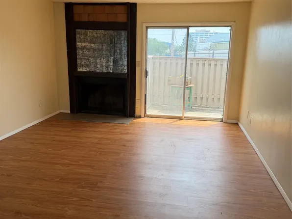6726 S Lewis Ave Unit 1204, Tulsa, OK 74136